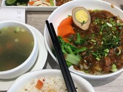 -康师傅私房牛肉面(马泉营奥莱店)