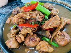 -八两八金·莱芜特色炒鸡(市南漳浦路店)