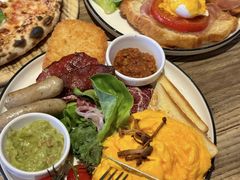 -Common Table · Brunch & Coffee