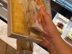 -罗森尼娜(解放西路店)