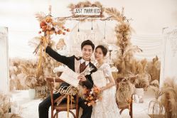 -雪中彩影婚纱摄影·微光艺术中心