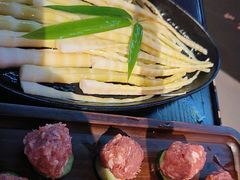 -辣伍鲜毛肚老火锅(元一店)