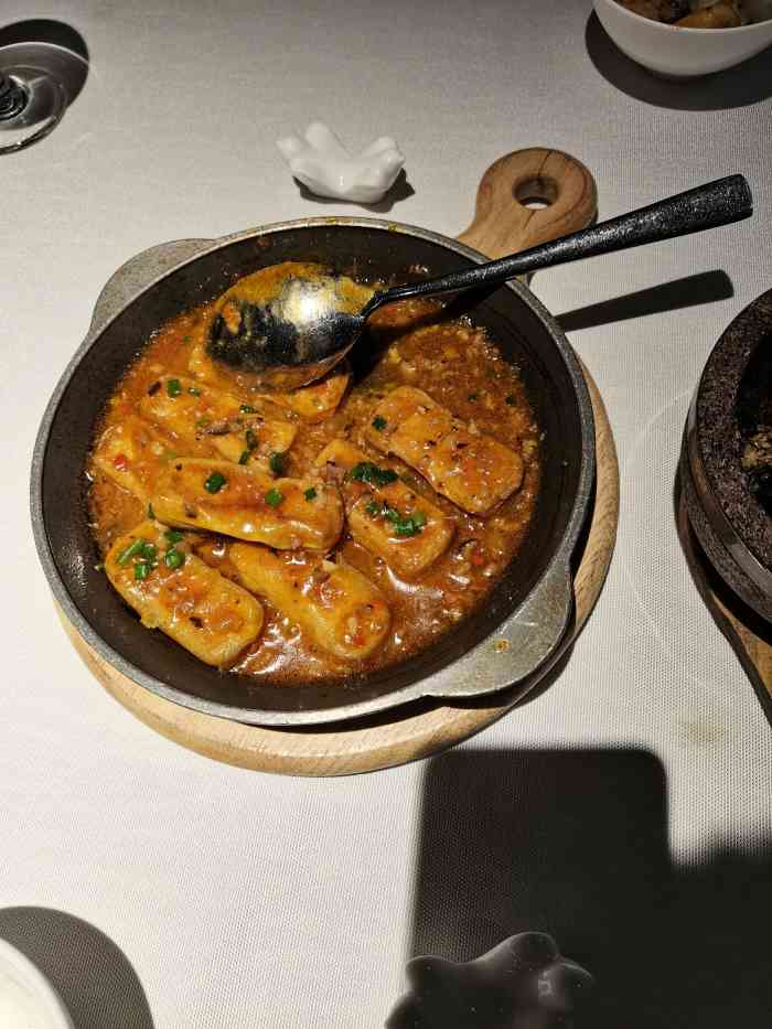 位于三元桥凤凰汇."-大众点评移动版