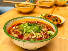 -拈签一笑黄牛肉辣卤串串