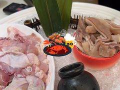 -洪氏嗨捞·猪肚鸡火锅(阳光天地店)