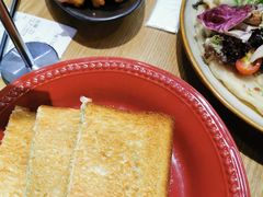 咖椰吐司-HELLO 27 意面·沙拉·帕尼尼