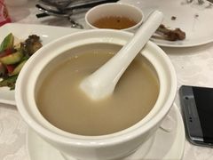 -鸿星海鲜酒家(格兰中心店)