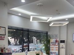 -恒伦口腔(泰享里门诊部)