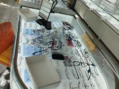 -精视达眼镜•专业儿童配镜中心(学府大道店)