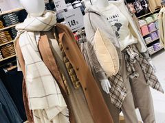 -优衣库(上海正大广场店)