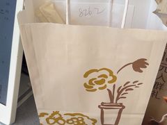 -喜茶(迪士尼小镇·平行宇宙店)