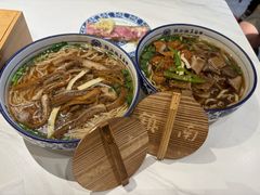 -镇南锅盖面馆(解放路店)