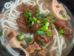 猪脚濑粉-牛恒濑粉