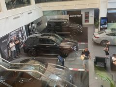 -上海星瀚奔驰4S店(红柳路店)