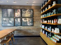 -星巴克(洛阳中州路王府井店)