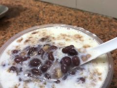 红豆薏米牛奶-百花传统甜品店(原址店)