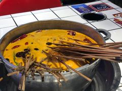 -九街淑芬掌中宝串串公司(两路金港国际店)
