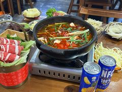 -黔有有贵州酸汤夺夺粉火锅(五味十字店)