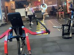 -豪思成DK健身私教连锁(凯乐国际店)