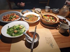 -荣小馆(杭州大厦店)