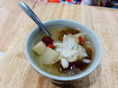 百合雪梨银耳汤-堂屋糖水店(愚园店)