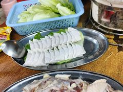 -威邵鸡煲(西华路总店)