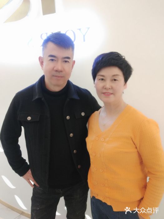 MYYF SALON烫发染发图片