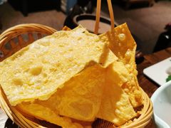 -老牌坊云南鱼豆花火锅(哈西万达店)