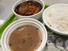 -老乡鸡(明光润溪广场大润发店)