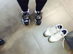 -SKECHERS 斯凯奇(上海国际时尚中心店)