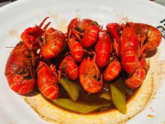 -龙巢盱眙龙虾·牛蛙·烧烤宵夜(八卦岭店)