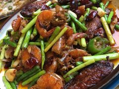 -六福烧烤酒馆(秦隆步行街店)