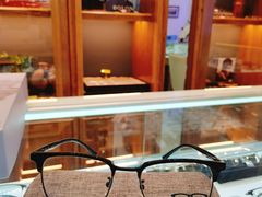 -回瑞眼镜·蔡司·依视路官方授权店(广益路万达店)