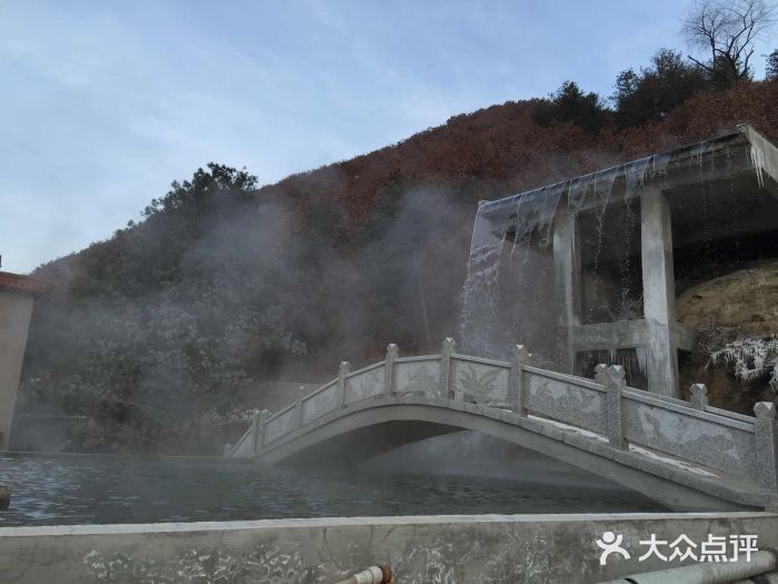 鞍山岫岩沟汤温泉图片