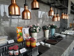 -四月吧餐厅(正阳步行街店)