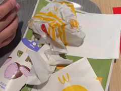 -麦当劳(轻轨曹杨路店)