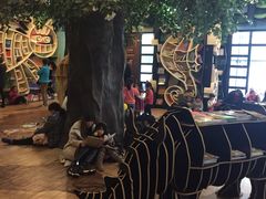 -钟书阁(松江泰晤士小镇店)