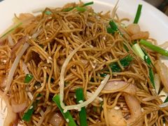 -新大咀港式茶餐厅(宝山万达店)