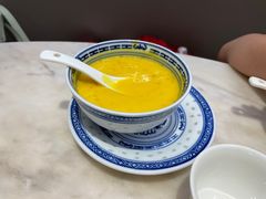 -香港百合居(LCM置汇旭辉广场店)