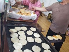 -老西关黄老太牛肉烧饼