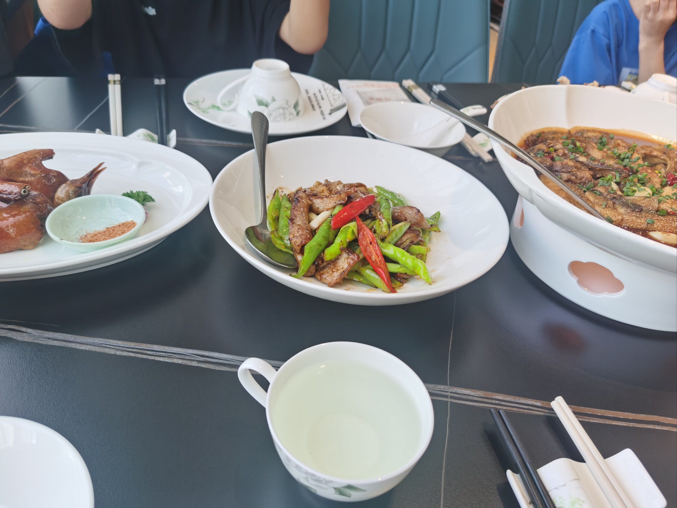 据说湘湖渔村搬过来,他们家菜口味是我一直喜欢的味道