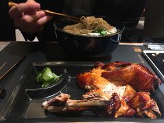 卤炸鸡腿饭-馔豚·台北菜专门店(深圳湾万象城店)
