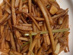 -鸽子侯·家宴·平价海鲜(绿地店)