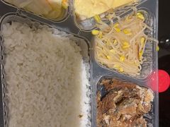 -桔子酒店百佛园店-停车场