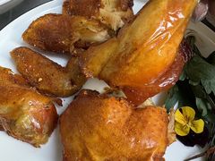 -Mogul Eatery·大亨餐酒馆