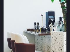 -Line 咖啡(石厦花园店)