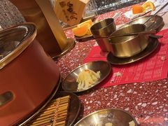 -尹山湖(地铁站)