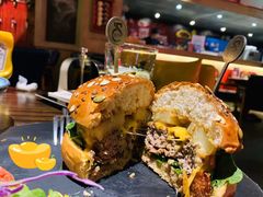 -HIGH FIVE哈福手工汉堡(桂林路店)