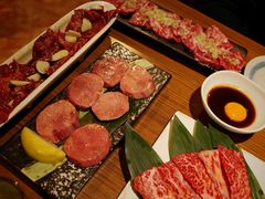 -炼火烤肉店