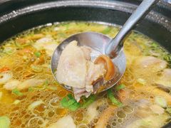 虫草花生态草鸡砂锅-老苏州芳和园茶酒楼  传统苏帮菜(观前店)